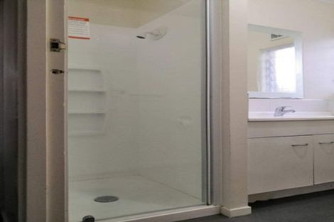 Photo of property in 1/75 Settlement Road, Papakura, 2110