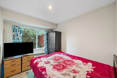 Photo of property in 2/10 Lyell Court, Clover Park, Auckland, 2019