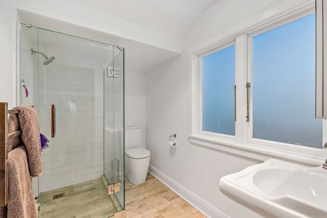 Photo of property in 5 Riverlea Road, Whenuapai, Auckland, 0618