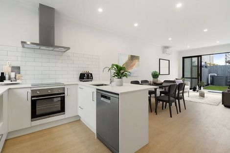 Photo of property in 5 Oyster Drive, Whenuapai, Auckland, 0618