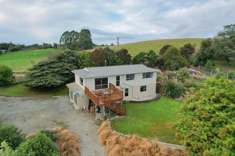 Photo of property in 1 Hollyburn Road, Hampden, 9410