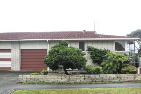 Photo of property in 2/22a Strathfield Avenue, Dallington, Christchurch, 8061