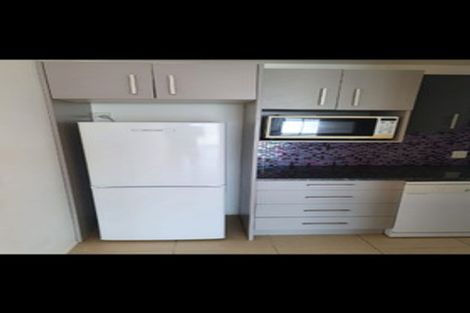 Photo of property in 23a Laurina Road, Sunnynook, Auckland, 0620