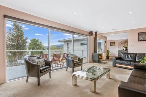 Photo of property in 10 Faris Crescent, Wainuiomata, Lower Hutt, 5014