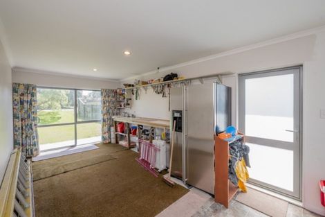 Photo of property in 38 Rua Avenue, Waitarere Beach, Levin, 5510