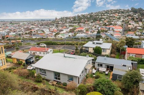 Photo of property in 5 Mccracken Street, Caversham, Dunedin, 9011