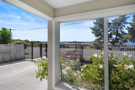 Photo of property in 1/68 Mccormacks Bay Road, Mount Pleasant, Christchurch, 8081