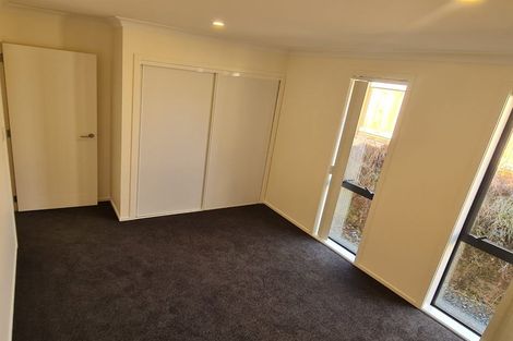 Photo of property in 7 Rewarewa Way, Timberlea, Upper Hutt, 5018