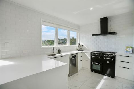 Photo of property in 38a Colmar Road, Mellons Bay, Auckland, 2014