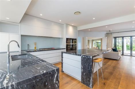 Photo of property in 312 Upper Harbour Drive, Greenhithe, Auckland, 0632