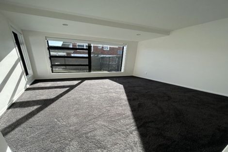 Photo of property in 2/764 Beach Road, Browns Bay, Auckland, 0630