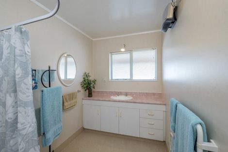 Photo of property in 16a Manchester Street, Levin, 5510