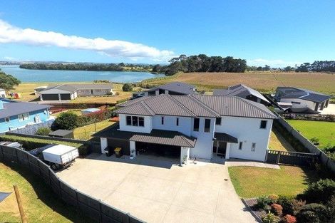 Photo of property in 7 Goble Road, Clarks Beach, Pukekohe, 2679