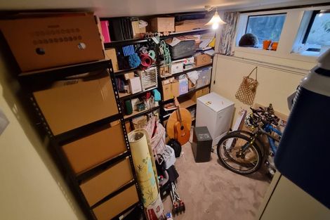 Photo of property in 18 Govind Grove, Ngaio, Wellington, 6035