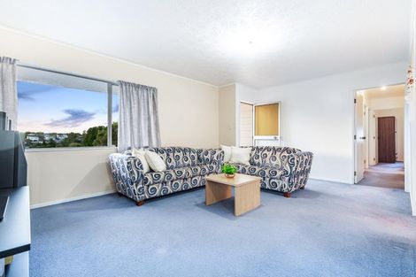 Photo of property in 22 Styca Place, Sunnyvale, Auckland, 0612