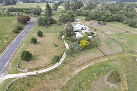Photo of property in 2966 State Highway 2, Waipukurau, 4281