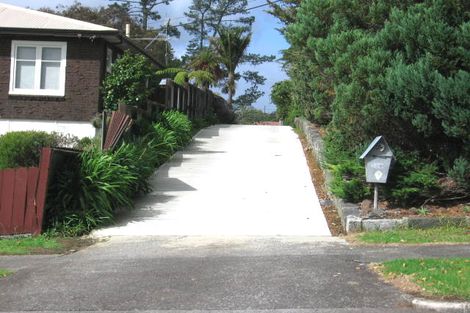 Photo of property in 60a Woodglen Road, Glen Eden, Auckland, 0602
