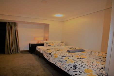Photo of property in The Metropolis Apartments, 2912/1 Courthouse Lane, Auckland Central, Auckland, 1010