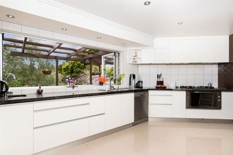 Photo of property in 121 Pomona Road, Kumeu, 0891