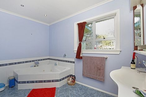 Photo of property in 128 Waihi Road, Hawera, 4610