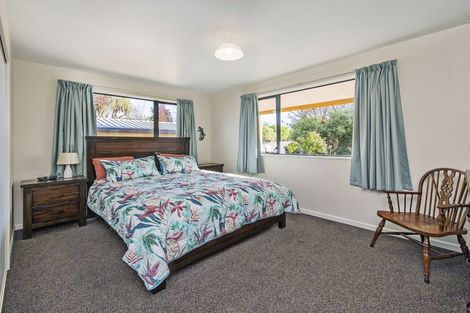 Photo of property in 13 Brooker Place, Kirwee, Darfield, 7571