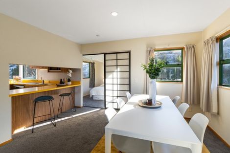 Photo of property in 117a Wynyard Crescent, Fernhill, Queenstown, 9300