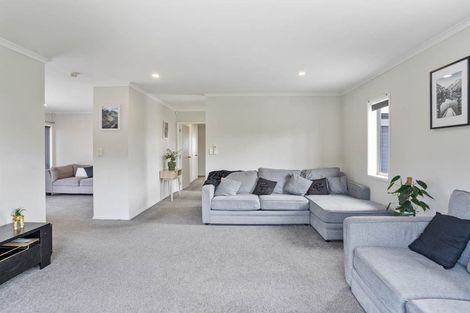 Photo of property in 16 Moira Drive, Tuakau, 2121