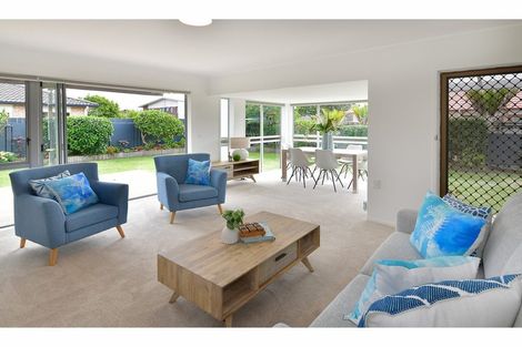 Photo of property in 2/36 Centreway Road, Orewa, 0931