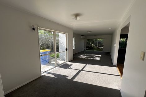 Photo of property in 1/114 Verran Road, Birkdale, Auckland, 0626