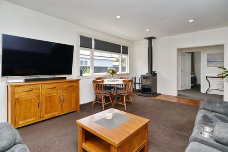 Photo of property in 93 Bassett Street, Burwood, Christchurch, 8083