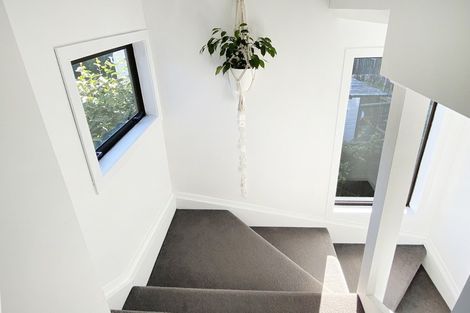 Photo of property in 23 Ferry Road, Days Bay, Lower Hutt, 5013