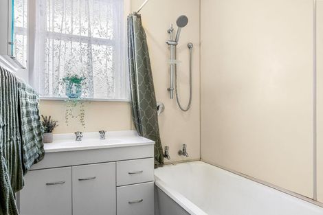 Photo of property in 4 Twynham Place, Aranui, Christchurch, 8061