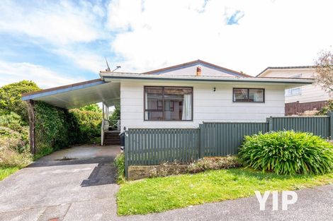 Photo of property in 14 Tortola Crescent, Grenada Village, Wellington, 6037