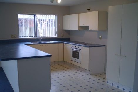 Photo of property in 8 Kotuku Crescent, Woolston, Christchurch, 8023