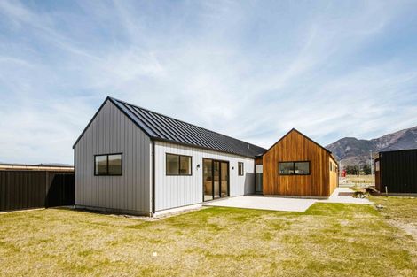 Photo of property in 3 Dunn Street, Lake Hawea, 9382