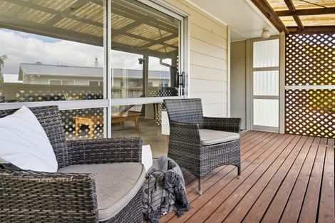 Photo of property in 23 Fisher Place, Carterton, 5713