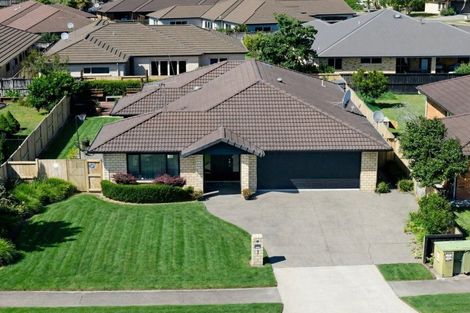 Photo of property in 7 Whitney Place, Rototuna North, Hamilton, 3210