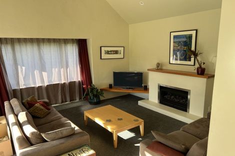 Photo of property in 4 Monkton Close, Greenhithe, Auckland, 0632