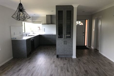 Photo of property in 4 Bell Common Close, Bethlehem, Tauranga, 3110