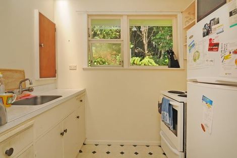 Photo of property in 72 Warwick Street, Wilton, Wellington, 6012