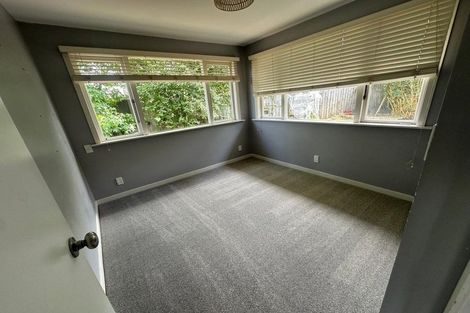 Photo of property in 1/19a Park Road, Glenfield, Auckland, 0629