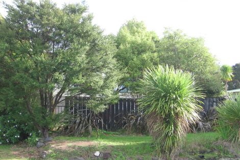 Photo of property in 220 Glengarry Road, Glen Eden, Auckland, 0602
