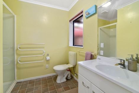 Photo of property in 33 Hoyte Place, Pukehangi, Rotorua, 3015