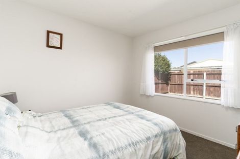 Photo of property in 42 Beauford Place, Parklands, Christchurch, 8083