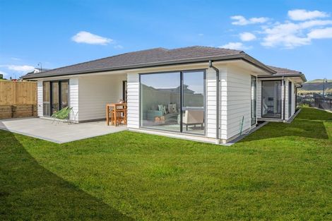 Photo of property in 189 John Burke Drive, Aotea, Porirua, 5024