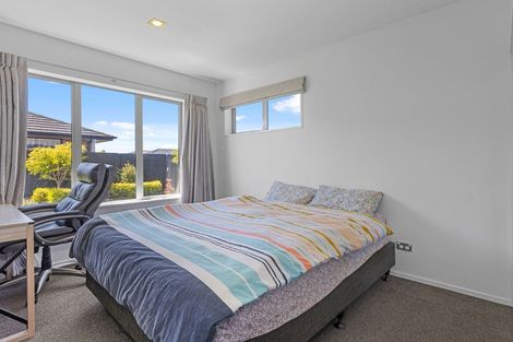 Photo of property in 32 Buckhurst Avenue, Wigram, Christchurch, 8042