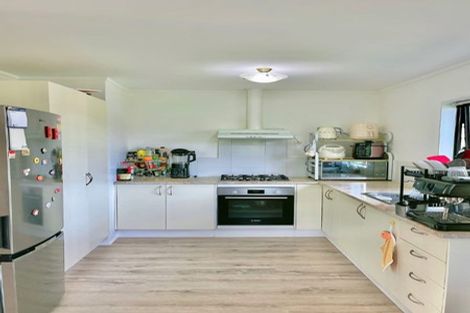 Photo of property in 25b Metcalfe Road, Ranui, Auckland, 0612