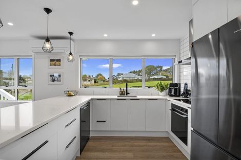 Photo of property in 90 Mcentee Road, Waitakere, Auckland, 0816