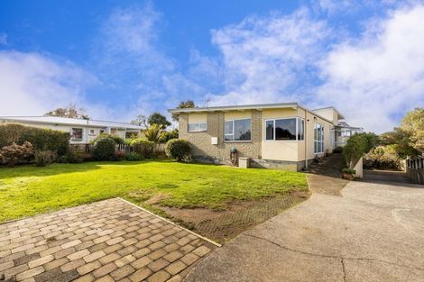 Photo of property in 3a Montana Place, Merrilands, New Plymouth, 4312