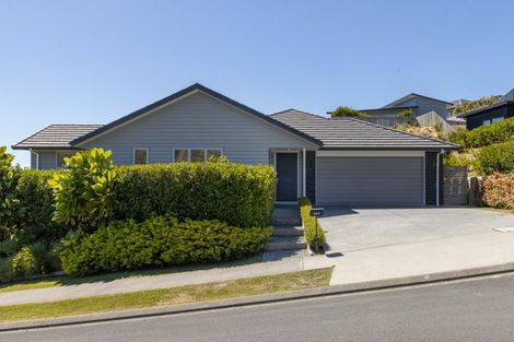 Photo of property in 202 Navigation Drive, Whitby, Porirua, 5024